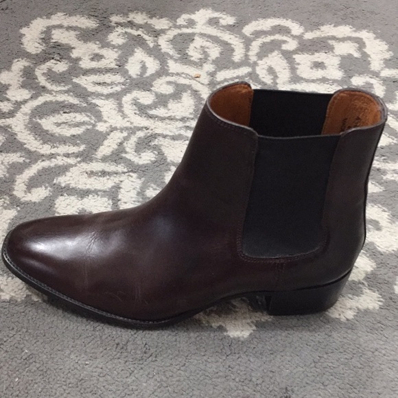 Frye Chelsea boots - Picture 3 of 7